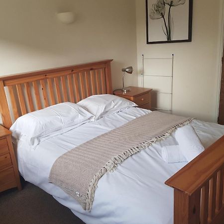 Stable Court Hotel Holt  Room photo